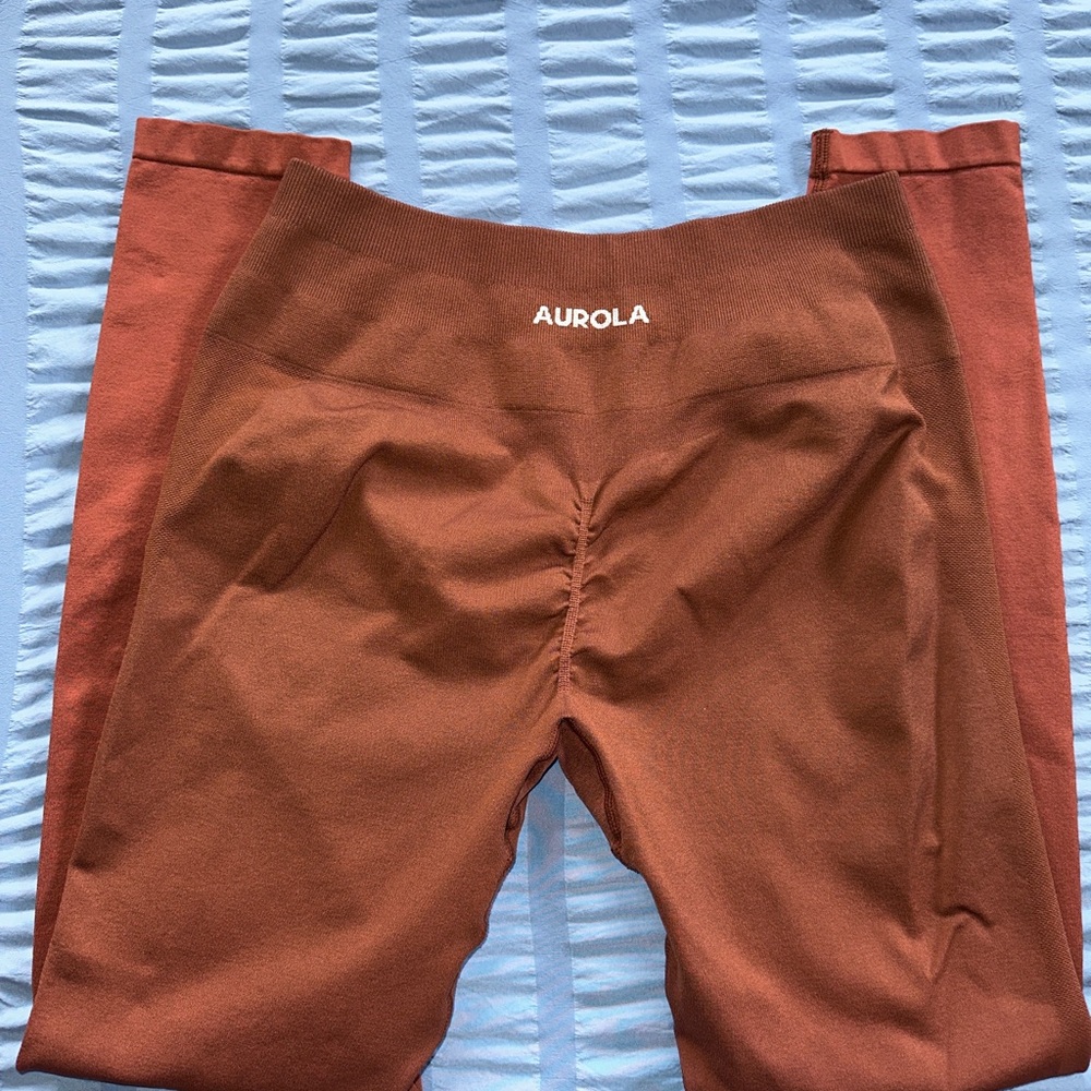 High Waist Brown Leggings with Wide Waistband